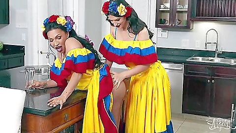 Petite brunette and petite brunette anal and bareback lovers