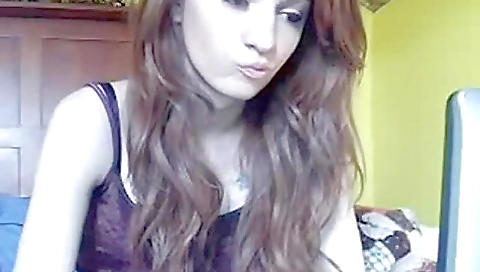 Beautiful face in solo video with a beautiful face